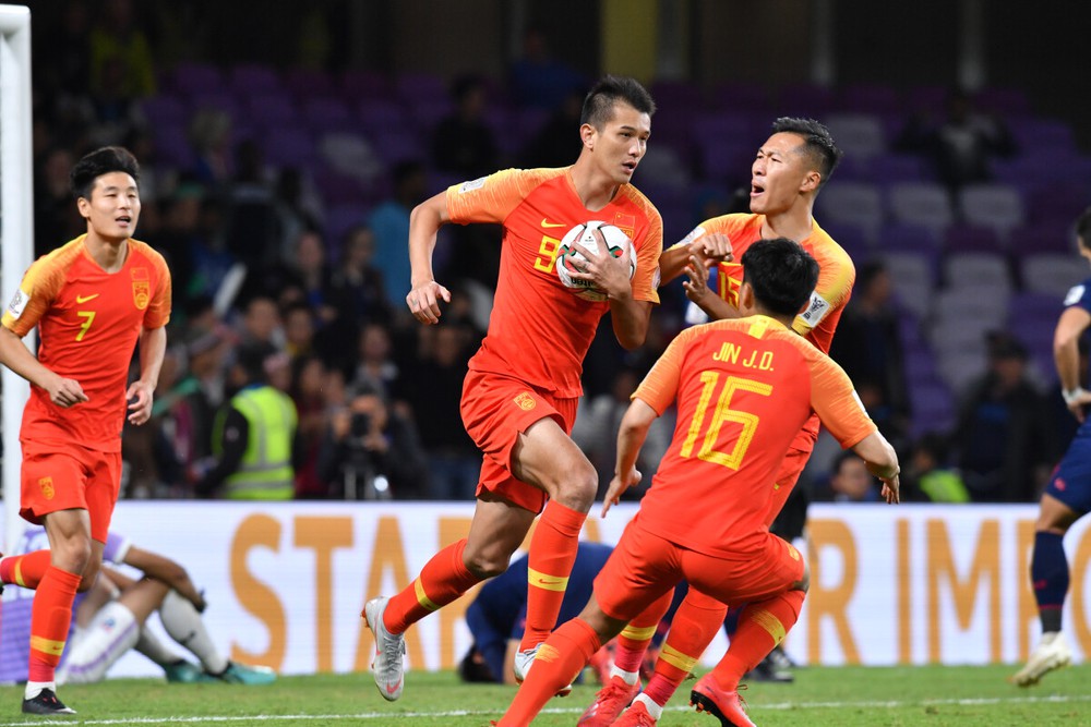Báo Anh đưa ra kịch bản tuyển Thái Lan thua đau Trung Quốc ở trận đấu then chốt - Ảnh 2.