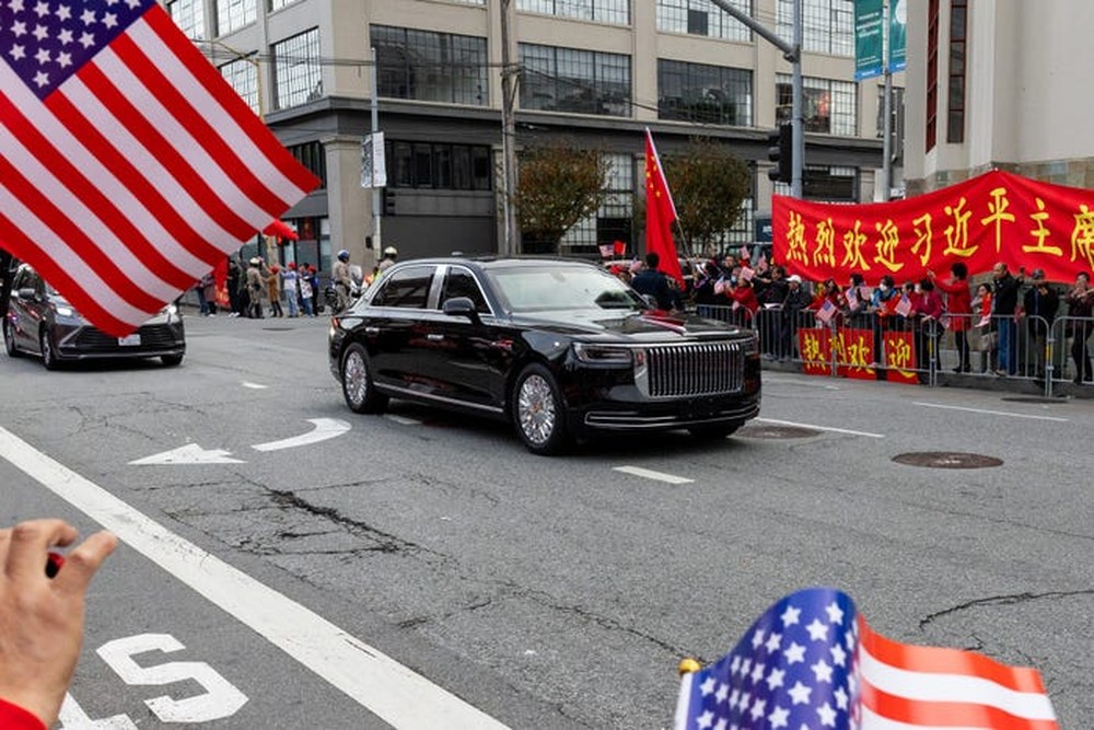 Khi Chủ tịch Trung Quốc gặp Tổng thống Mỹ: Siêu xe của hai nhà lãnh đạo khủng cỡ nào? - Ảnh 1.