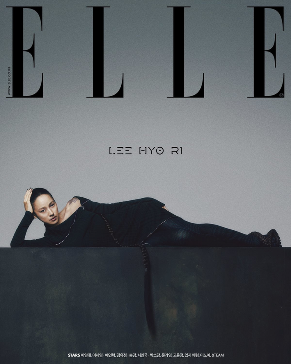 “Nữ hoàng gợi cảm” Lee Hyori với ảnh táo bạo - Ảnh 3.