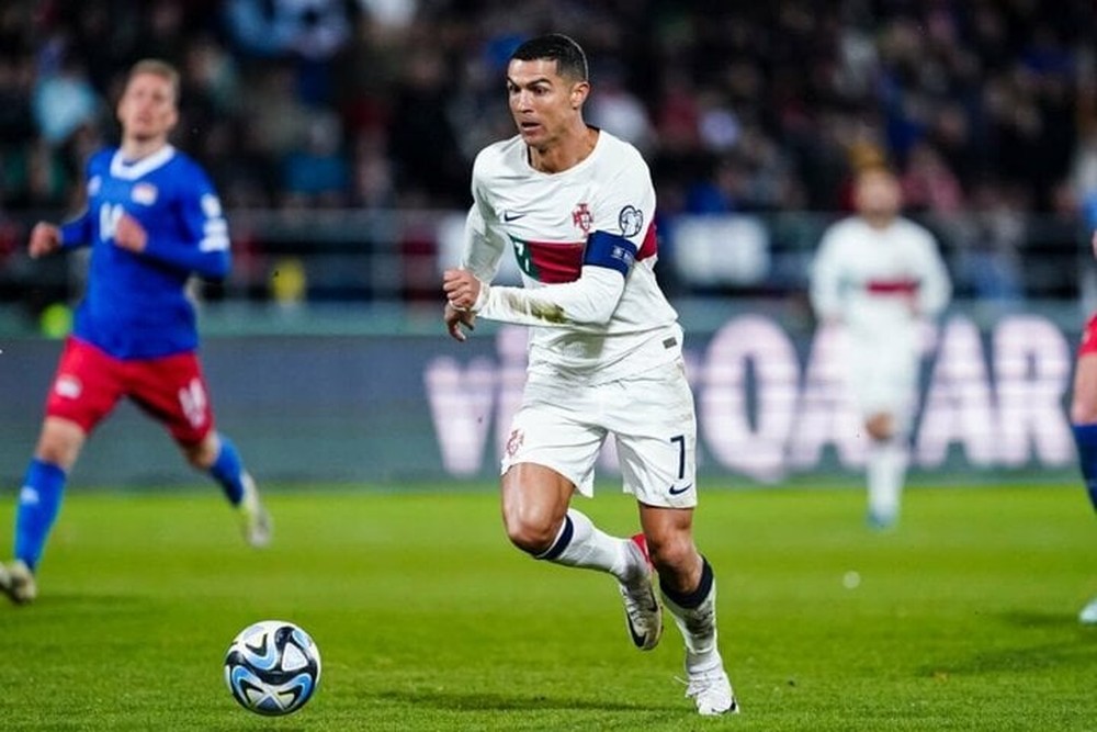 Ngả mũ với danh sách kỷ lục phi thường của Cristiano Ronaldo tuổi 38 - Ảnh 6.