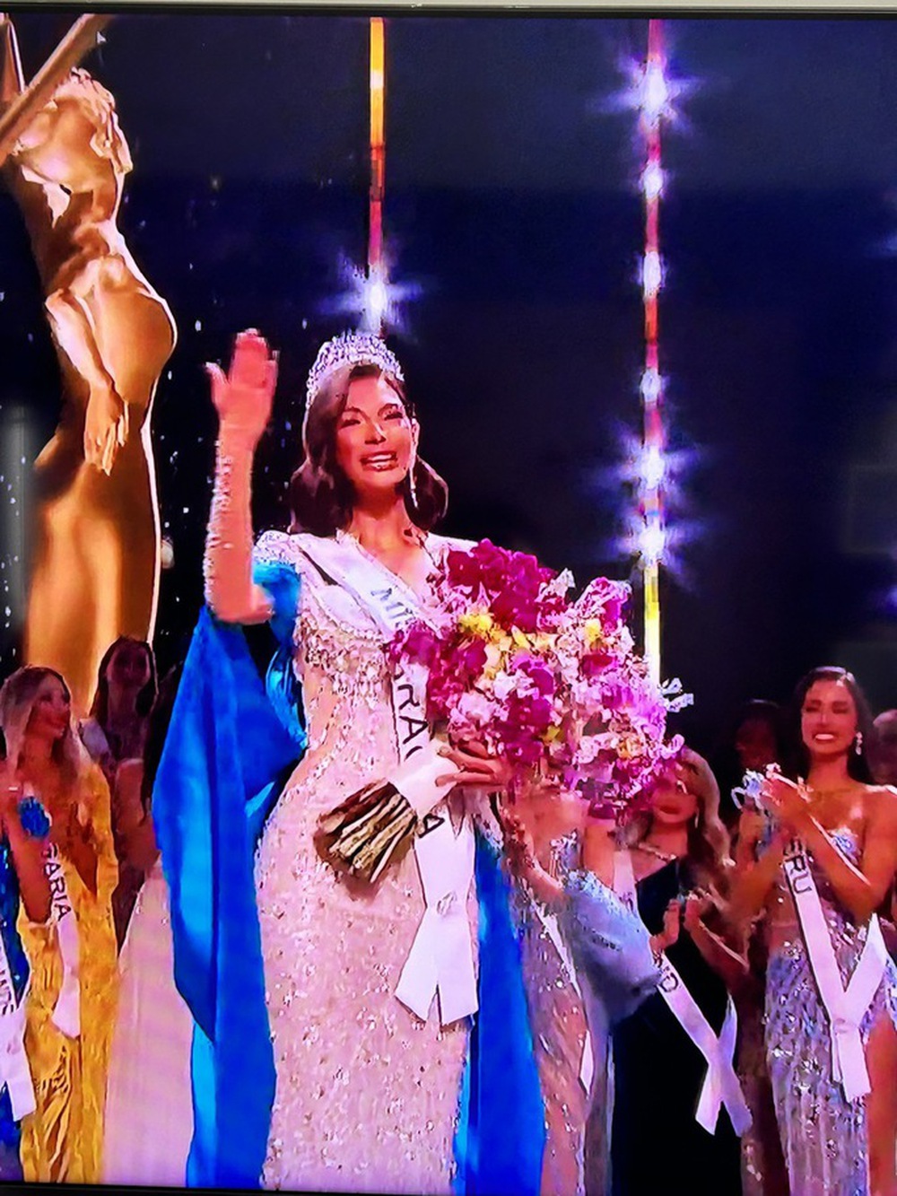 Chung kết Miss Universe 2023: Nhan sắc Nicaragua lên ngôi, Quỳnh Hoa trắng tay - Ảnh 3.