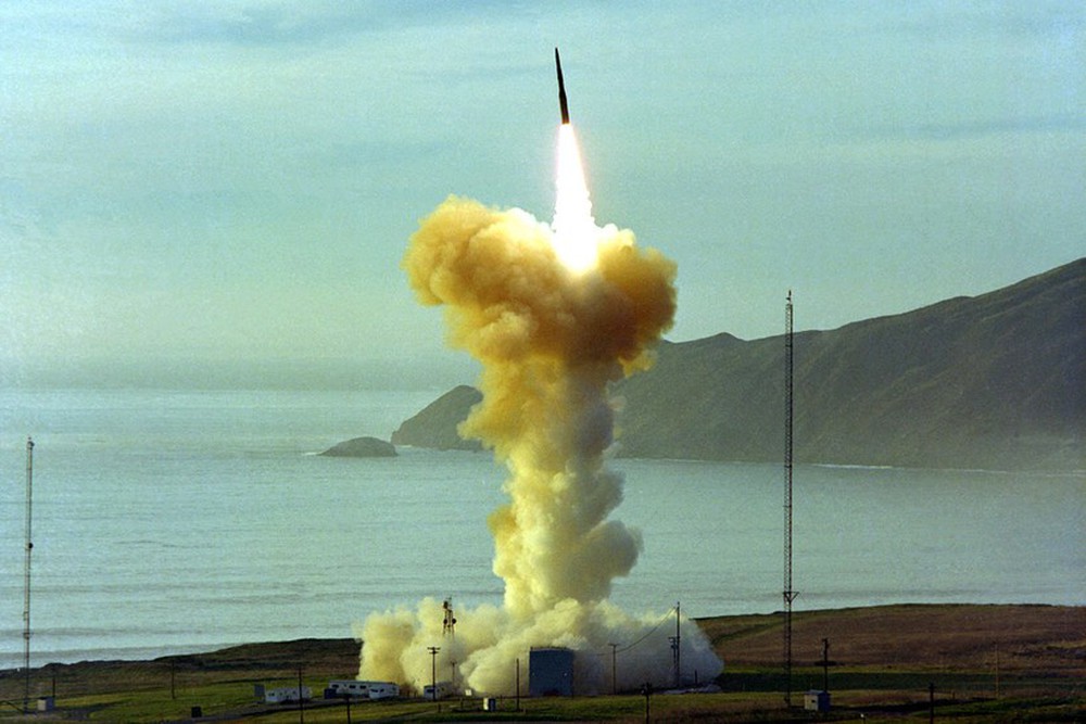 ICBM Minuteman III phát nổ với độ lệch đáng kể so với quỹ đạo đã định - Ảnh 1.