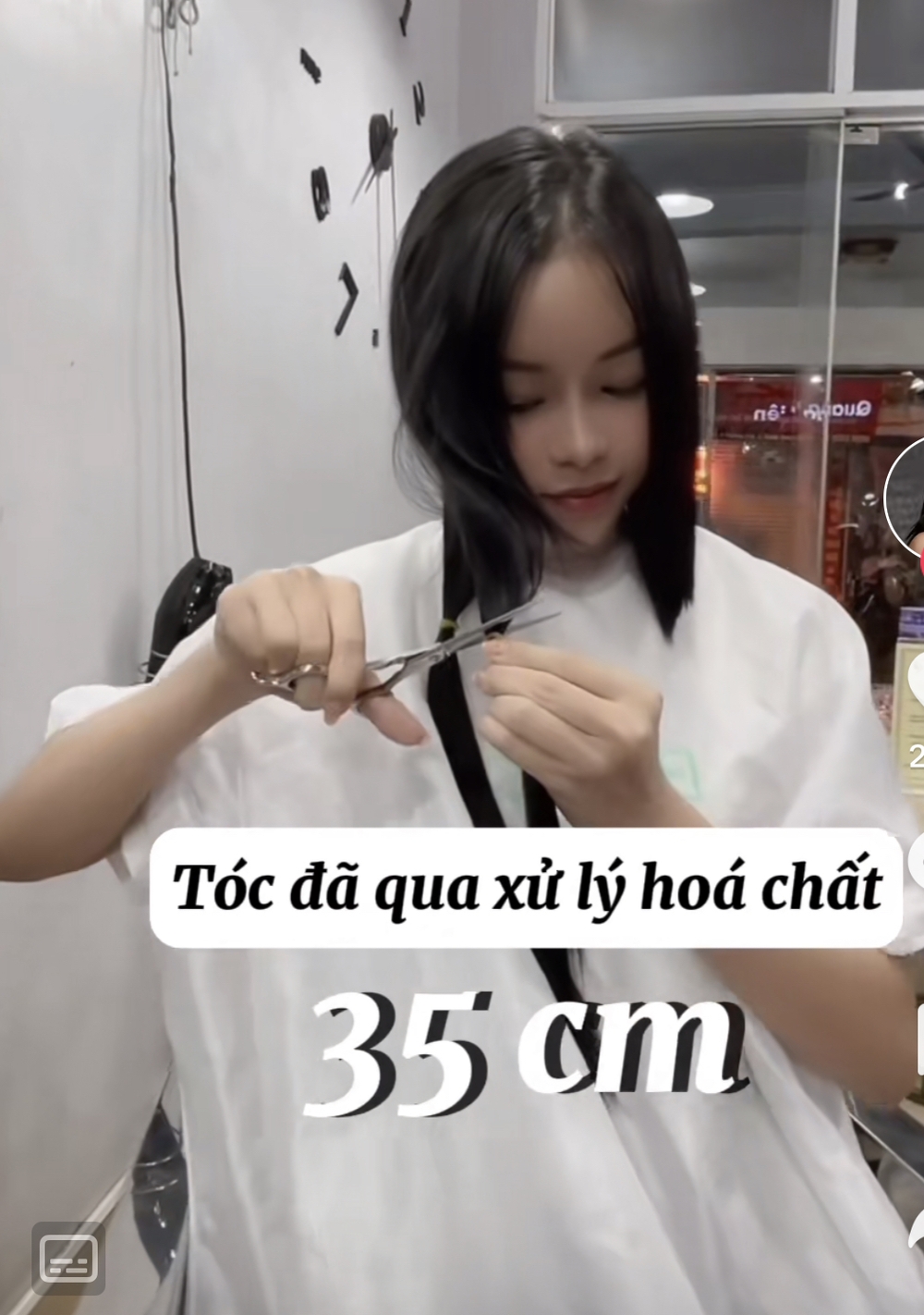 Bị mỉa mai bắt chước Hoa hậu Ý Nhi hiến tóc, Minh Kiên đáp trả 1 câu rõ sự tình - Ảnh 9.