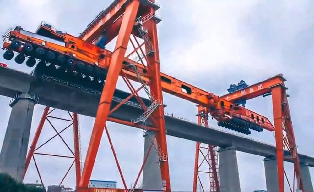 Siêu cỗ máy duy nhất trên thế giới giúp Trung Quốc xây các công trình khủng - Ảnh 2.