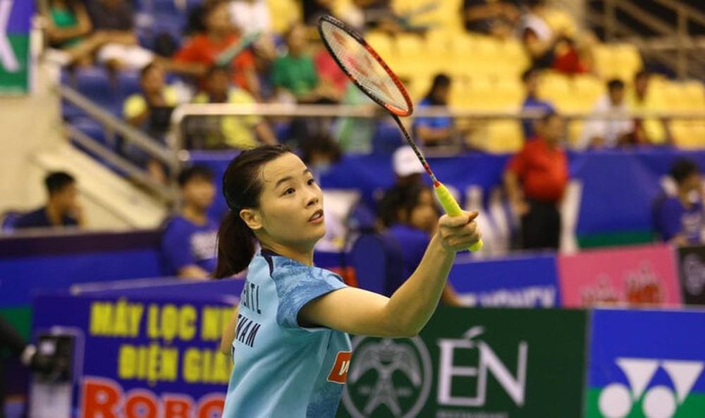 Thắng tay vợt hạng 3 châu Âu, Nguyễn Thùy Linh vào tứ kết China Masters 2023 - Ảnh 1.