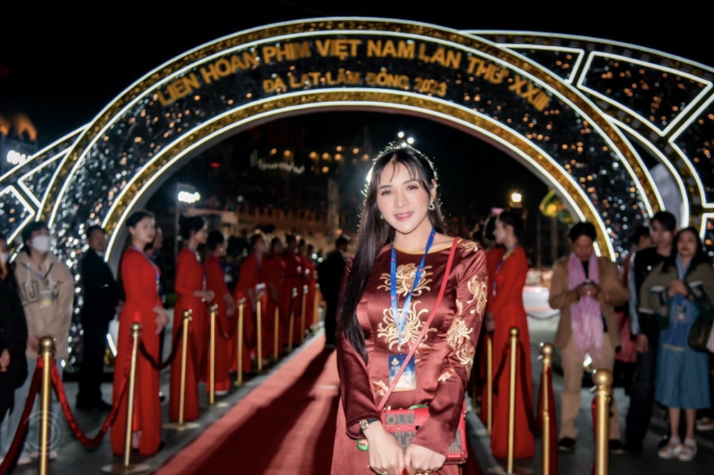 Hoa hậu Thái Nhã Vân tiết lộ niềm đam mê phim ảnh, không muốn bị gọi “bình hoa di động - Ảnh 1.