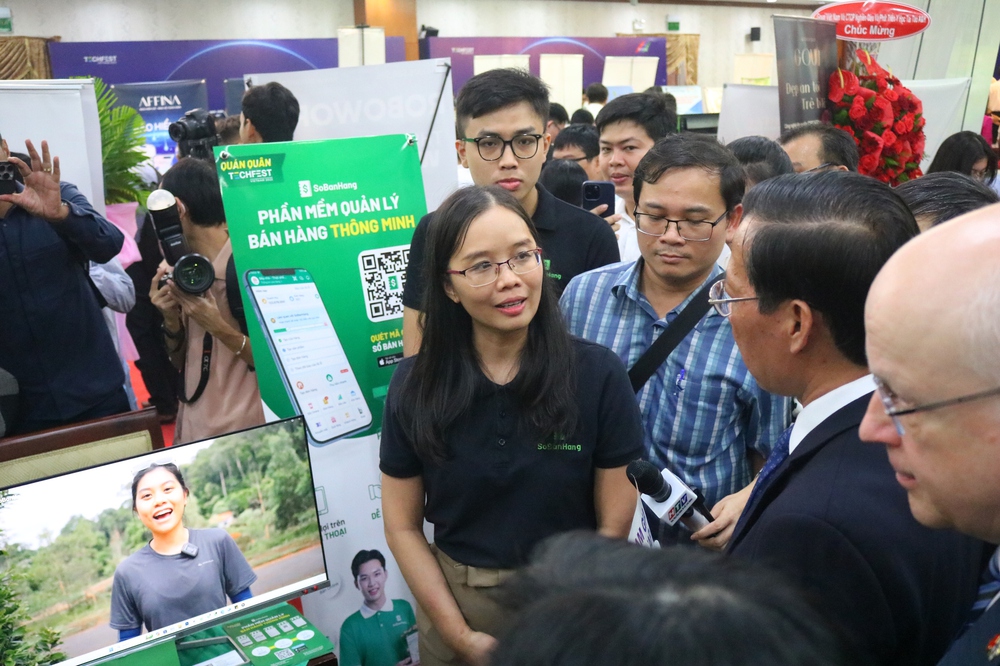 TP. HCM khai mạc ngày hội Khởi nghiệp Đổi mới sáng tạo Quốc gia và trao giải thưởng I-Star 2023 - Ảnh 2.