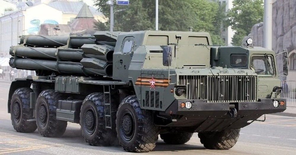 Nga hết tên lửa Iskander, phải dùng Tornado-S tấn công mục tiêu ở Ukraine? - Ảnh 1.