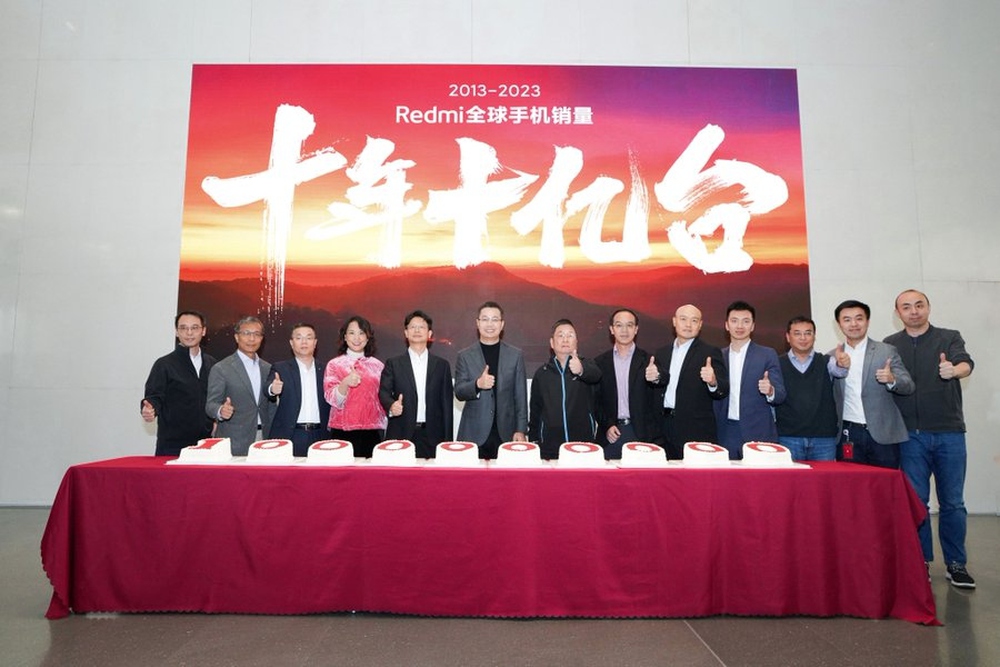 Xiaomi ăn mừng khi 1 tỷ smartphone Redmi đã bán ra - Ảnh 1.