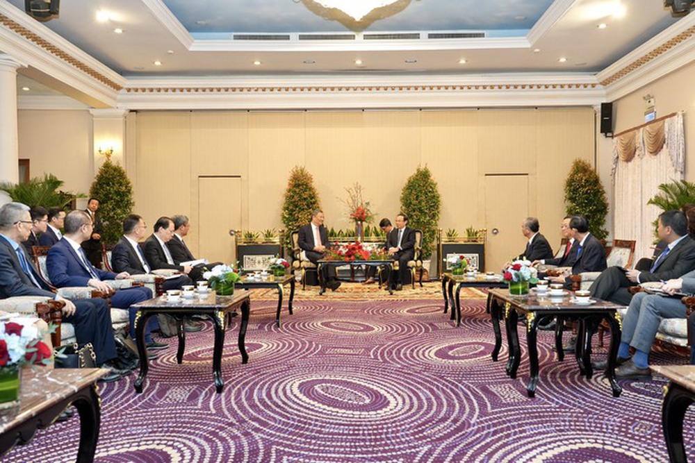Bộ trưởng Thương mại Trung Quốc ấn tượng về sự phát triển của TP HCM - Ảnh 2.