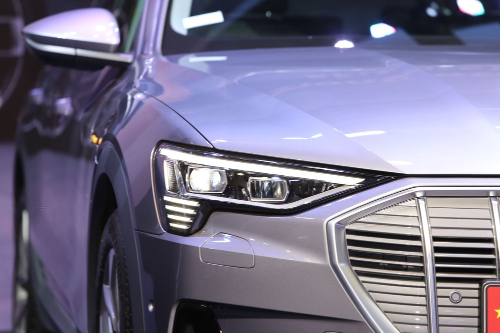 Audi e-tron sắp nâng cấp tầm vận hành tại Việt Nam: Sạc 1 lần dư sức chạy Hà Nội - Quảng Bình, xa hơn BMW iX3 - Ảnh 6.