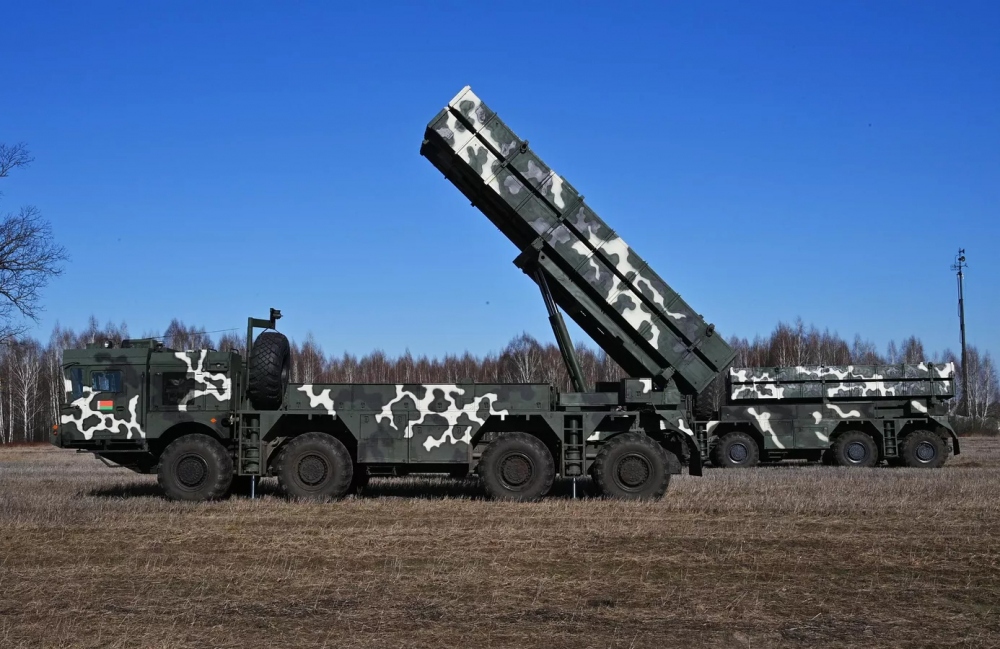 Polonez-M - Hệ thống tên lửa pháo binh Belarus có thể mạnh hơn cả ATACMS - Ảnh 1.