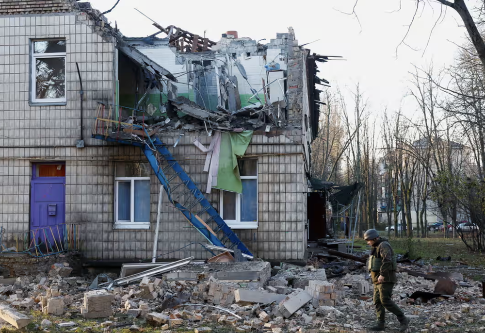 Nga phát động cuộc tấn công UAV lớn nhất vào Kiev kể từ đầu xung đột - Ảnh 1.