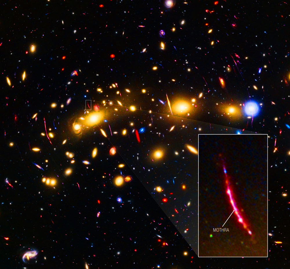 NASA quan sát Cụm thiên hà Cây Giáng sinh khoe sắc trong vũ trụ - Ảnh 3.