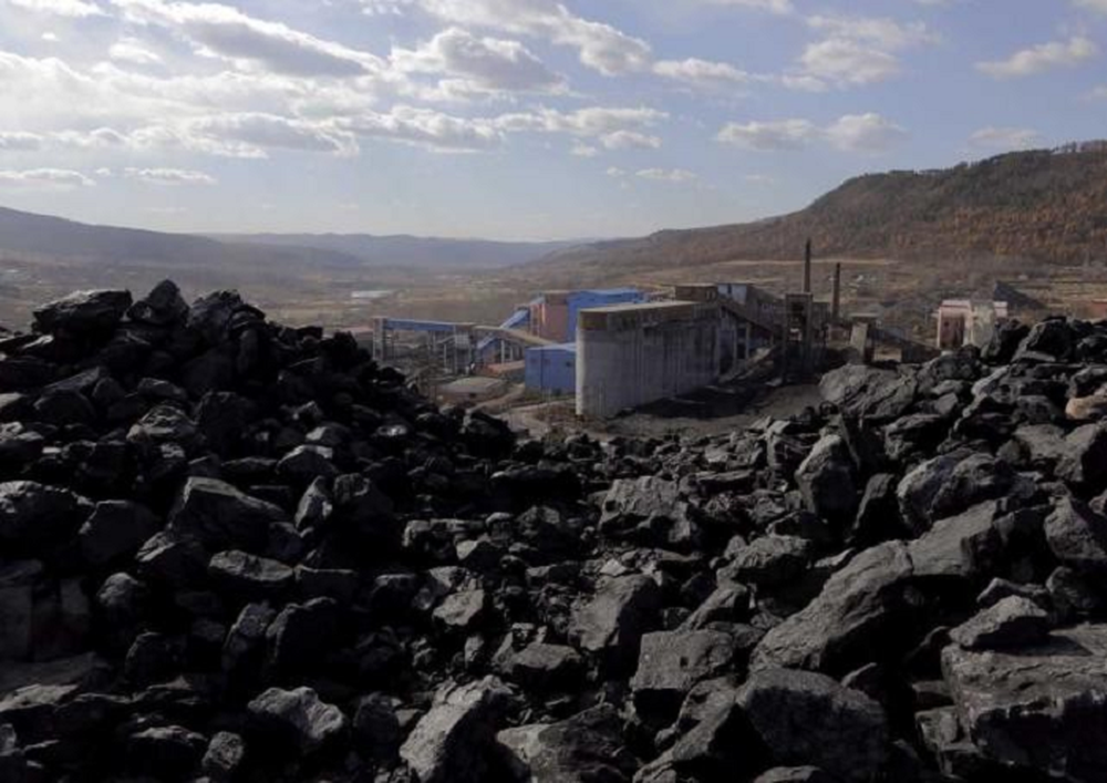 Sập mỏ than ở Trung Quốc, 11 người thiệt mạng - Ảnh 1.