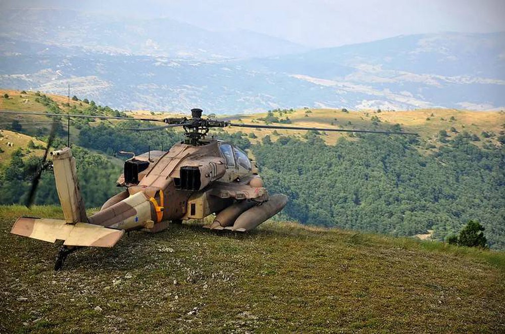 Chuyên gia Nga: Trực thăng Apache Israel quần thảo ở Gaza cửu vạn theo 1 cụm thiết bị lạ, chúng là gì? - Ảnh 5.