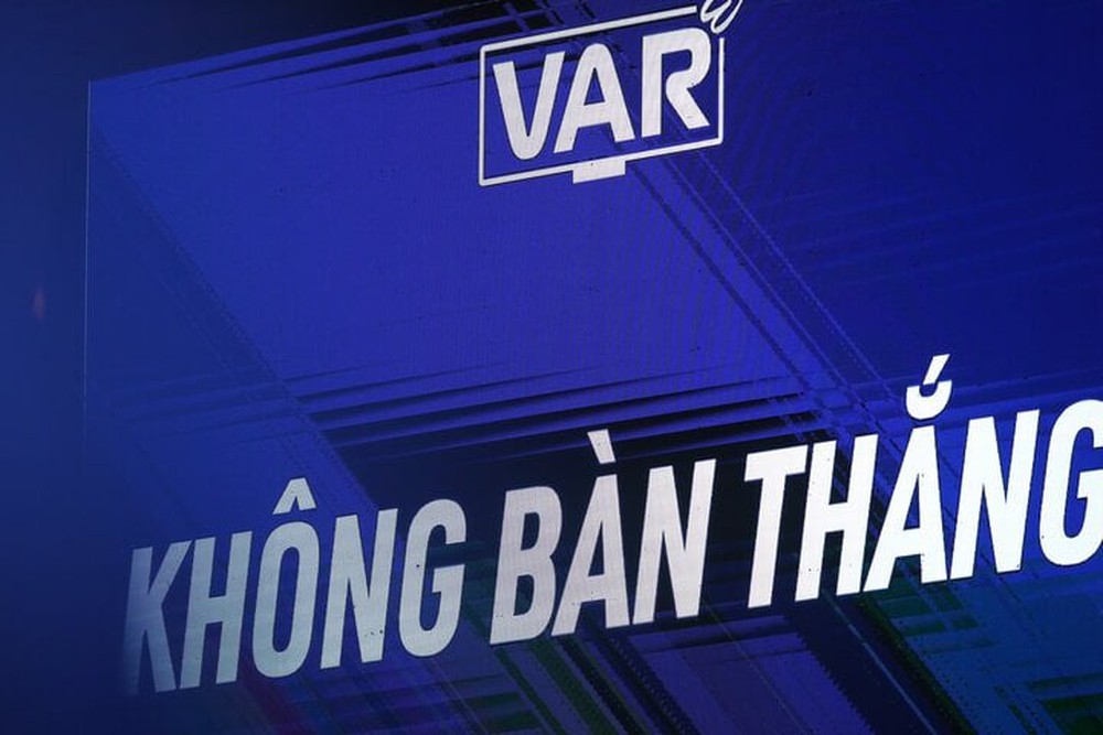 Áp dụng VAR ở 2 trận đấu của Hà Nội FC và CLB Công an Hà Nội - Ảnh 1.