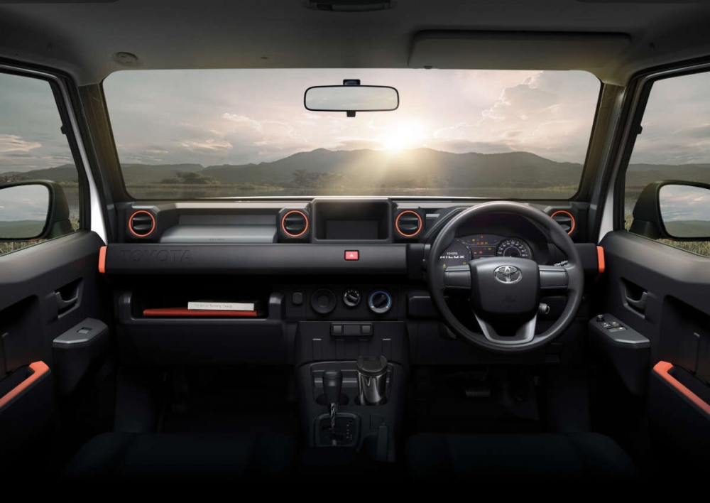 Xe tải giá rẻ Toyota Hilux Champ ra mắt, giá chỉ từ 320 triệu đồng - Ảnh 2.