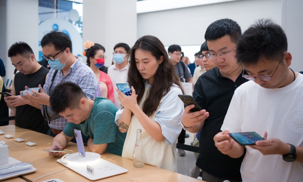 Huawei như phượng hoàng tái sinh, lập kỳ tích xuất thần ở Trung Quốc: Ai nói iPhone 15 mới là nhất? - Ảnh 2.
