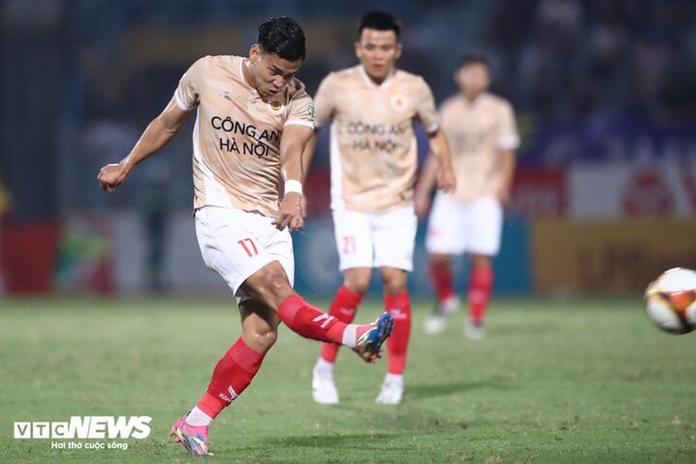 Vô địch V.League 2023, CLB Công an Hà Nội được thưởng bao nhiêu tiền? - Ảnh 1.