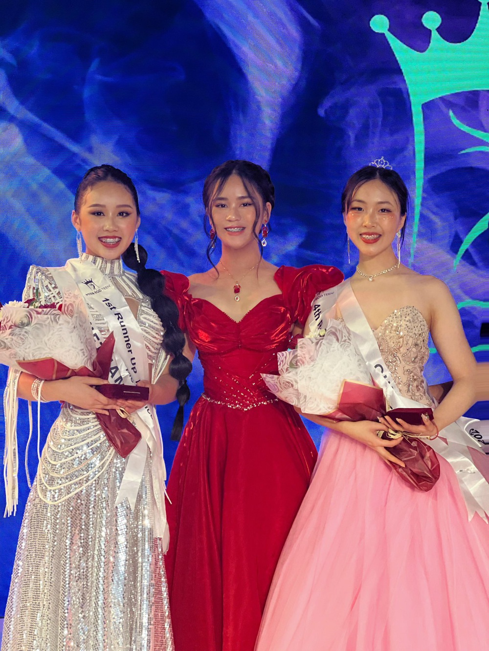 Hoa hậu nhí Bella Vũ lần thứ 2 được mời trao vương miện Miss Eco Teen - Ảnh 4.