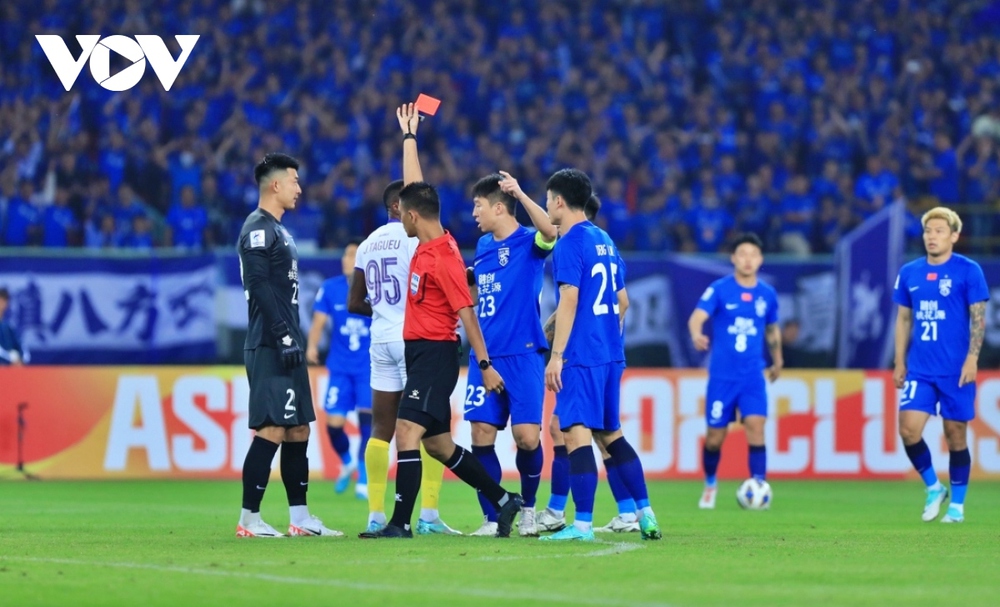 Hà Nội FC và CLB Hải Phòng nhận án phạt nghiêm khắc từ AFC - Ảnh 1.