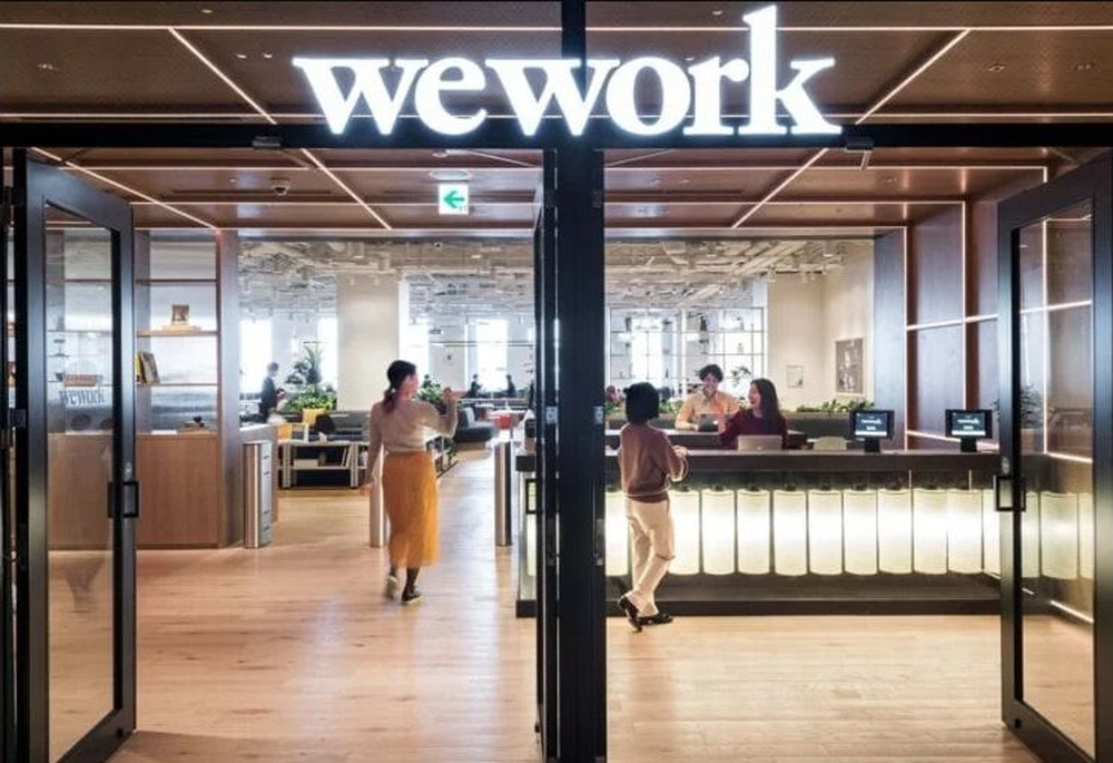  WeWork sắp phá sản: Startup từng trị giá 47 tỷ USD nay chỉ còn là đống đổ nát với khoản nợ 2,9 tỷ USD, là thất bại đáng xấu hổ Masayoshi Son muốn chôn vùi  - Ảnh 1.