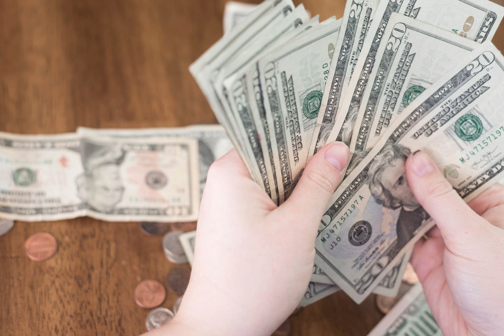 2 loại tiền cha mẹ tuyệt đối không cho con cái: Nếu không chính là hại con - Ảnh 3.