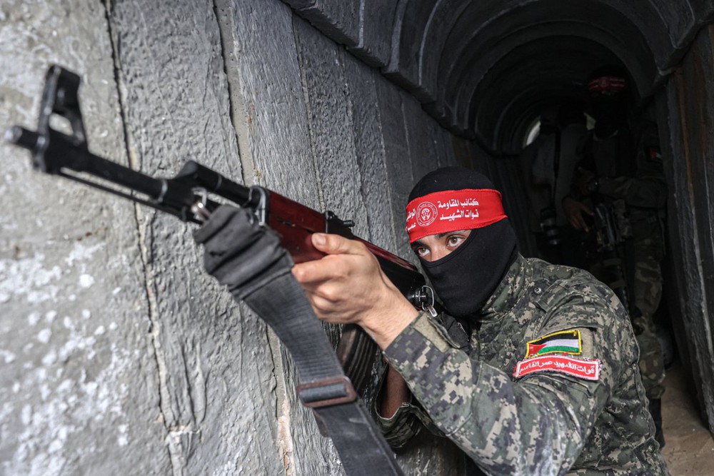 8 cánh quân đồng loạt chống Israel: Tàu chiến có thể vào tầm ngắm, dải Gaza thành ác mộng rực lửa - Ảnh 6.