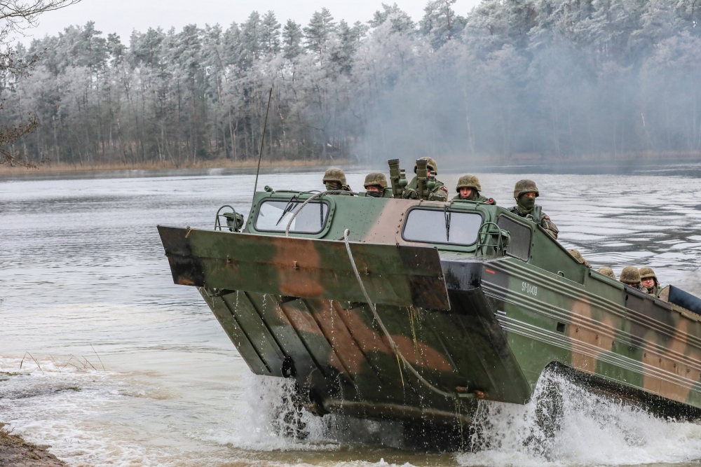 Vũ khí bí mật giúp Ukraine âm thầm đột kích vượt sông Dnipro - Ảnh 1.