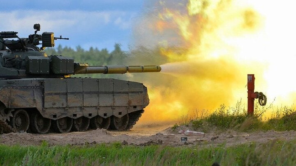 Lính xe tăng Nga: T-80BVM không có đối thủ ở Ukraine - Ảnh 2.