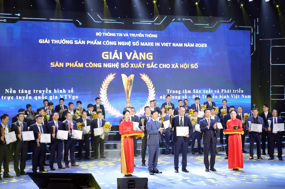 Vinh danh 43 sản phẩm đạt Giải thưởng Sản phẩm công nghệ số Make in Viet Nam năm 2023 - Ảnh 8.