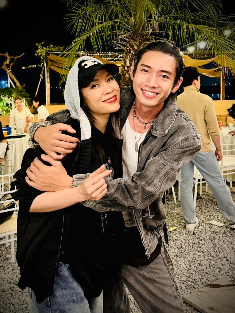 Sao Việt 11/12: Bình Minh lấy lại phong độ, Hoa hậu Tiểu Vy mặt mộc vẫn xinh đẹp - Ảnh 10.