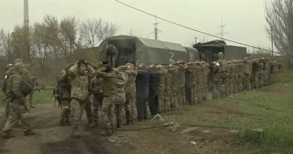 Quân đội Ukraine tung video đánh phá chiến hào Nga - Chuyên gia Mỹ chỉ ra điều đáng lo ngại - Ảnh 2.