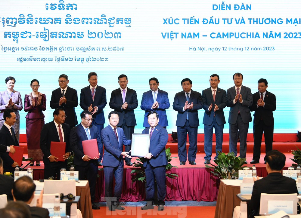 Thủ tướng Campuchia muốn cùng Việt Nam áp dụng chiến lược quốc gia cộng - Ảnh 6.