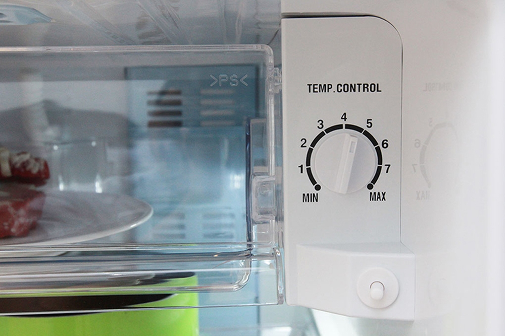 Trong tủ lạnh có một nút nhỏ mà người dùng nên điều chỉnh vào mùa đông: Giúp tiết kiệm "cơ số" tiền điện- Ảnh 2.