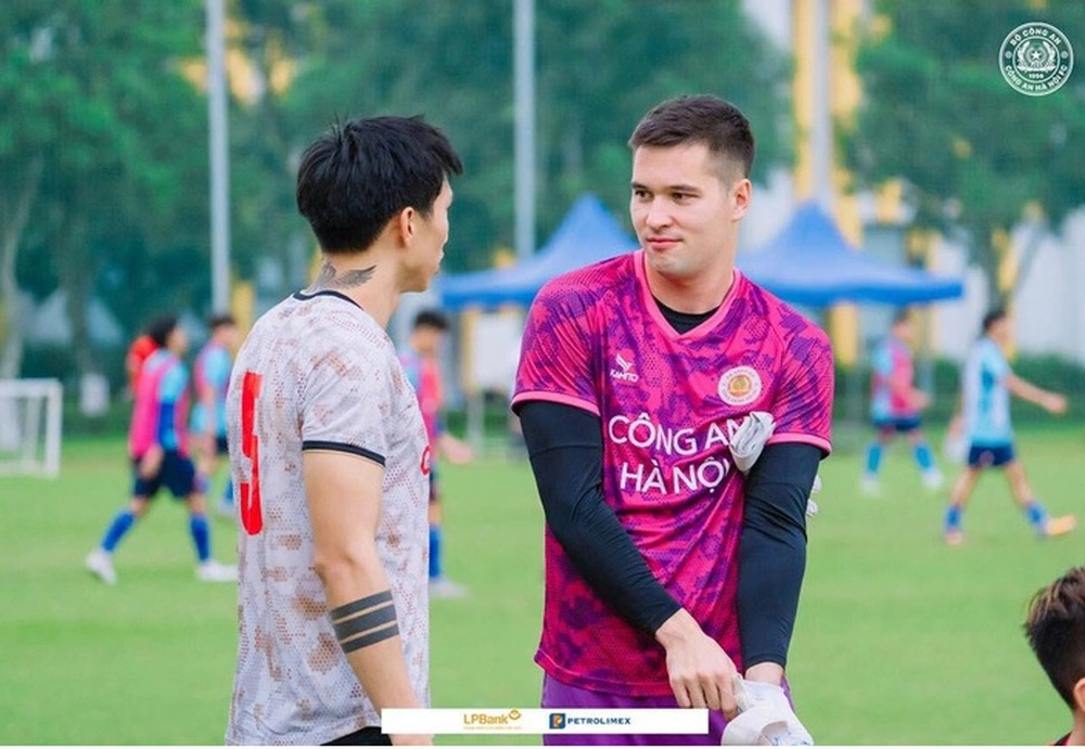Filip Nguyễn đón tin vui lớn, được HLV Troussier điền tên vào danh sách sơ bộ dự Asian Cup - Ảnh 1.