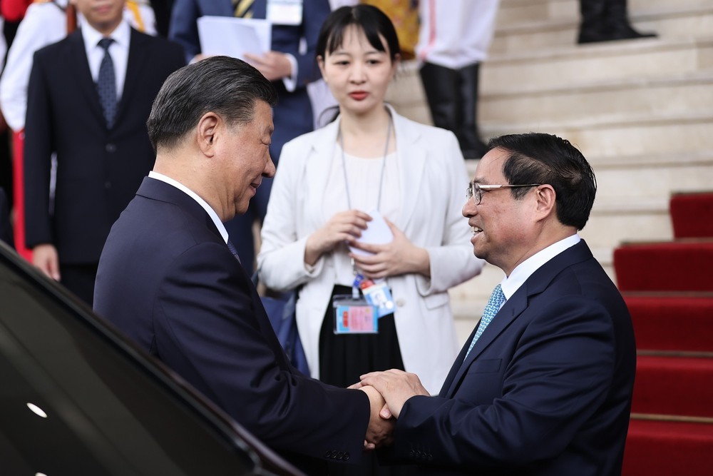 Thủ tướng Phạm Minh Chính hội kiến Tổng Bí thư, Chủ tịch nước Trung Quốc Tập Cận Bình - Ảnh 1.