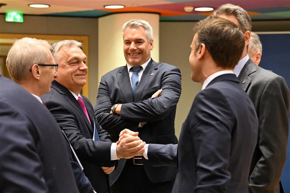 Quan chức EU tiết lộ lý do Hungary mất quyền phủ quyết quyết định lịch sử cho Ukraine - Ảnh 2.