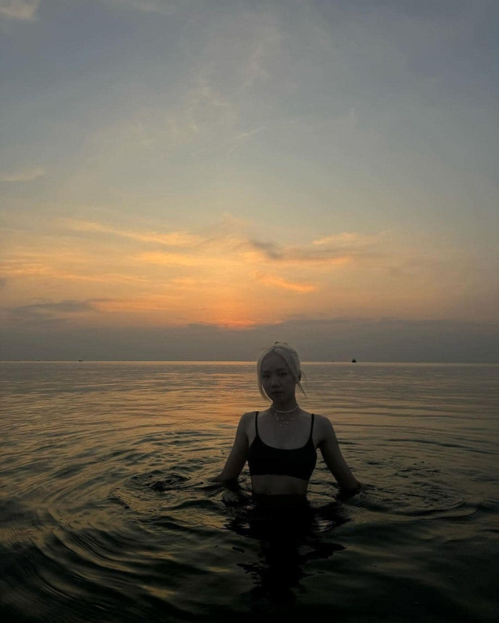 ĐỘC QUYỀN ảnh và clip: Tóm gọn Phương Ly - Andree hẹn hò, hôn nhau trên bãi biển Phú Quốc - Ảnh 8.