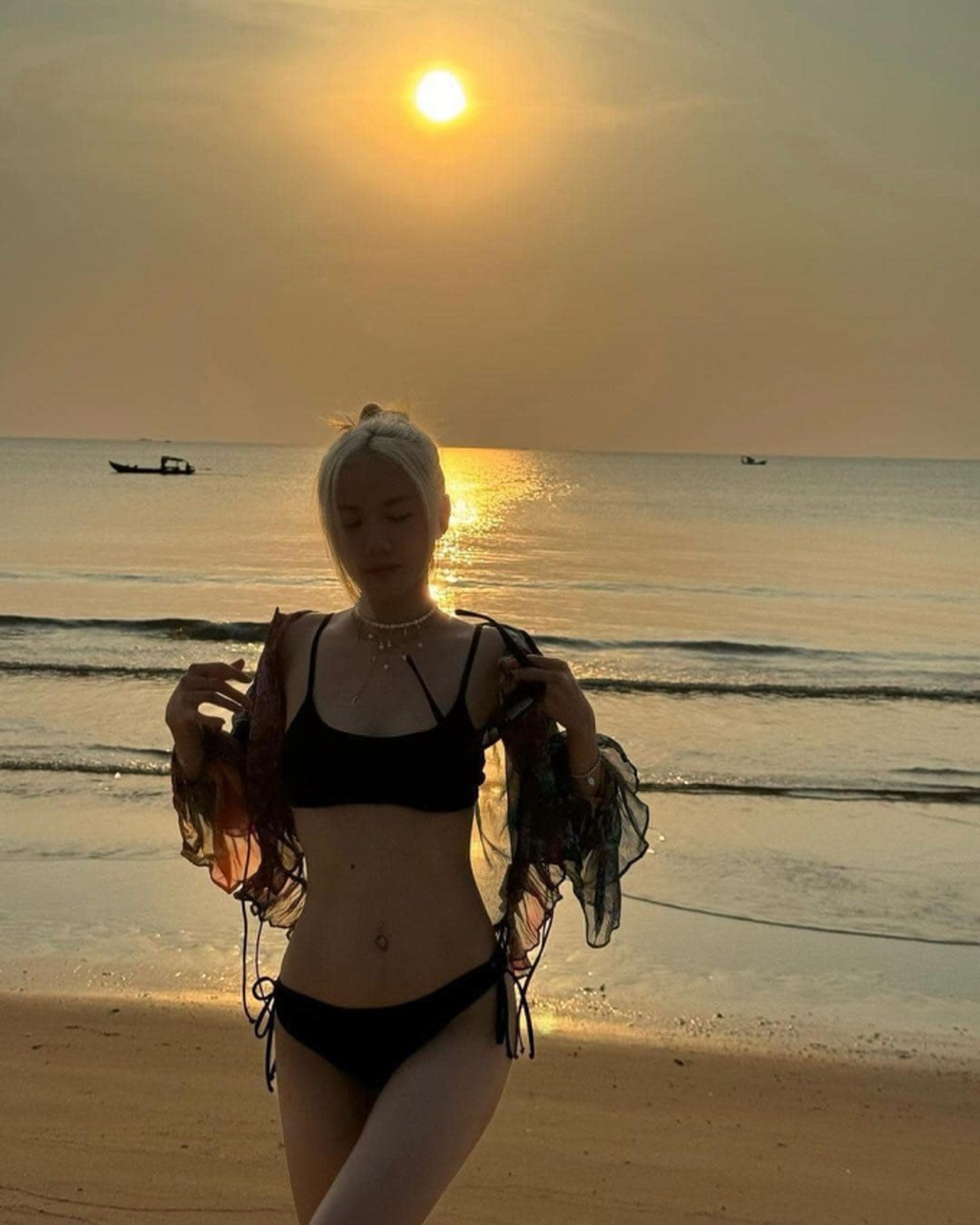 ĐỘC QUYỀN ảnh và clip: Tóm gọn Phương Ly - Andree hẹn hò, hôn nhau trên bãi biển Phú Quốc - Ảnh 7.