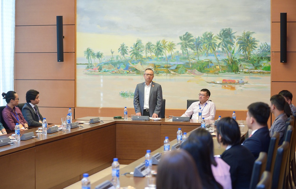 Phó chủ nhiệm Uỷ ban đối ngoại Nguyễn Mạnh Tiến tiếp đoàn Viện Lãnh đạo ABG  - Ảnh 4.