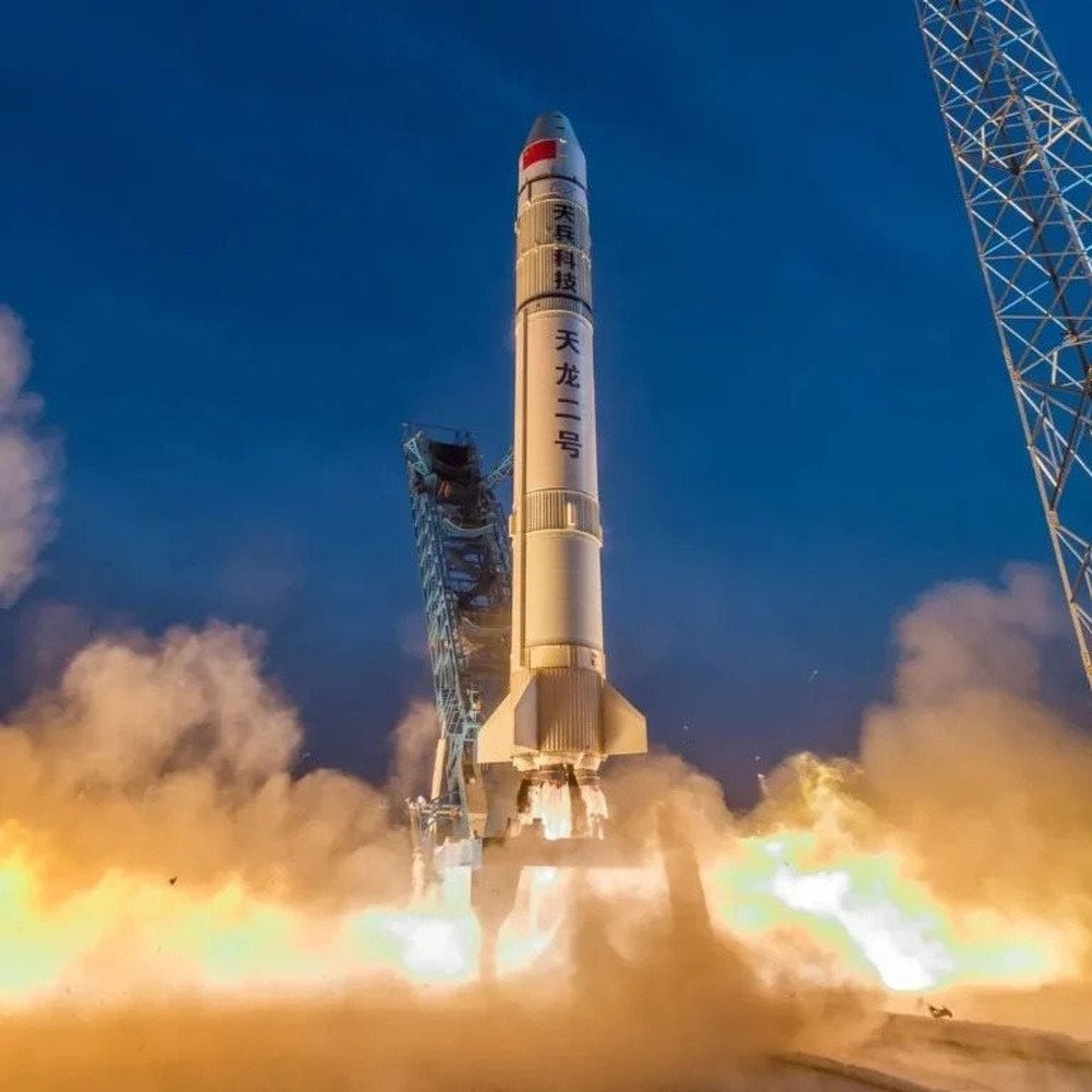 Trung Quốc lần thứ 3 phóng tàu vũ trụ bí ẩn lên quỹ đạo, quyết chạy đua công nghệ với hậu duệ tàu con thoi của Mỹ - Ảnh 1.