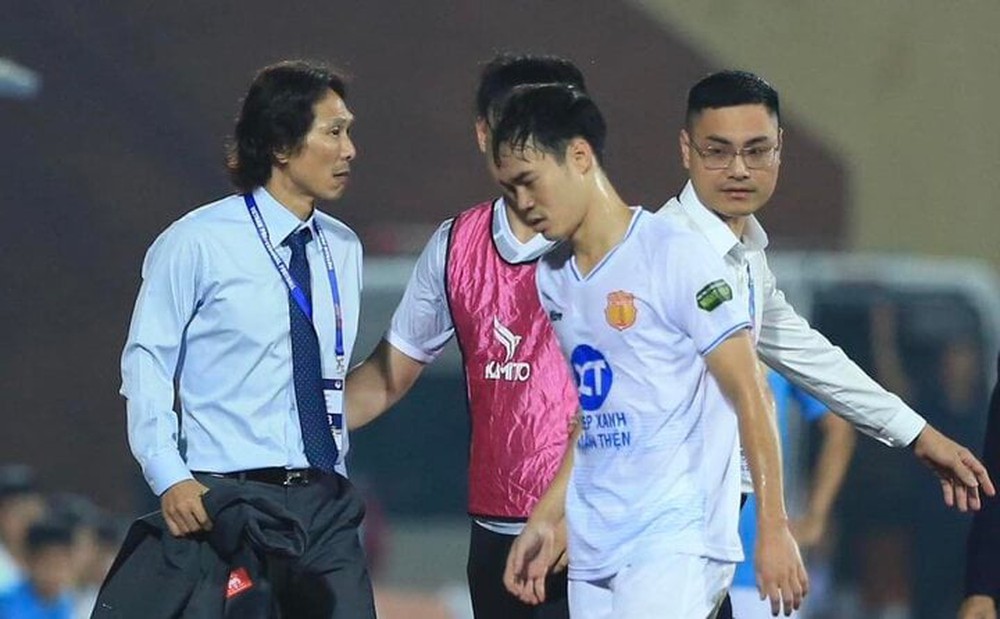 HLV Gong Oh-kyun gặp khó khăn: Quên U23 Việt Nam đi, đây là V.League - Ảnh 2.