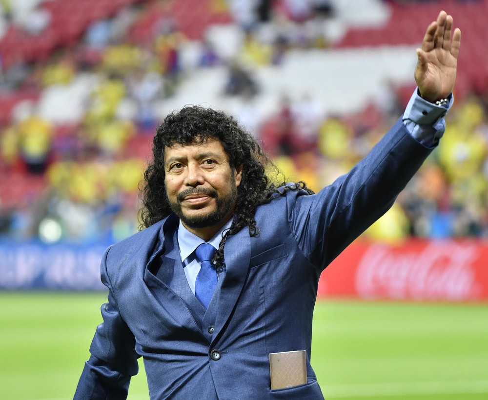 Chuyện cuối tuần: Rene Higuita, gã điên huyền thoại và 7 tháng tù vì lòng hào hiệp - Ảnh 7.