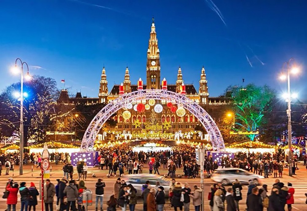 Những khu chợ Giáng sinh đẹp nhất châu Âu - Ảnh 16.