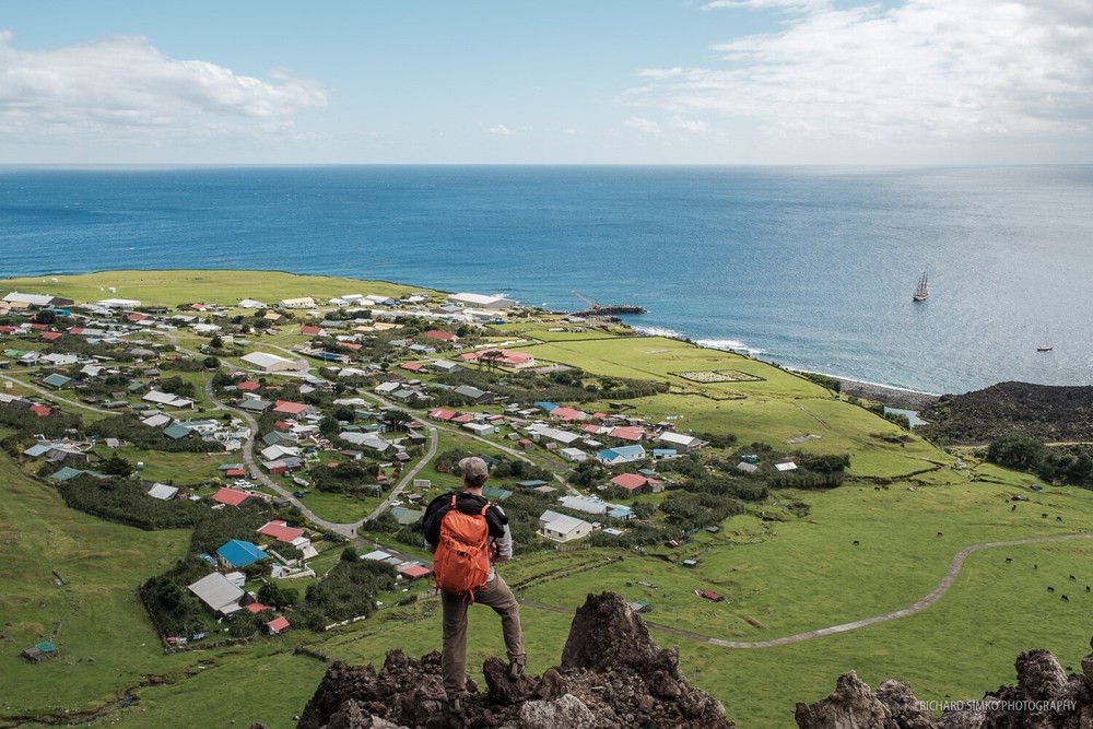 Tristan da Cunha: Khu định cư xa xôi và cô độc nhất thế giới! - Ảnh 3.