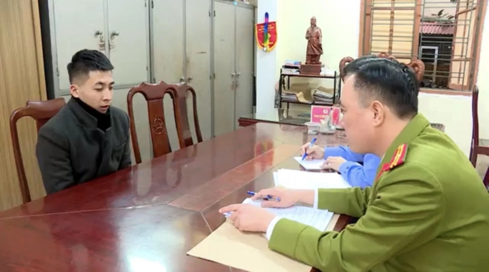 Đột kích vũ trường New Phoenix ở Bắc Ninh, phát hiện 25 người dương tính ma túy - Ảnh 2.