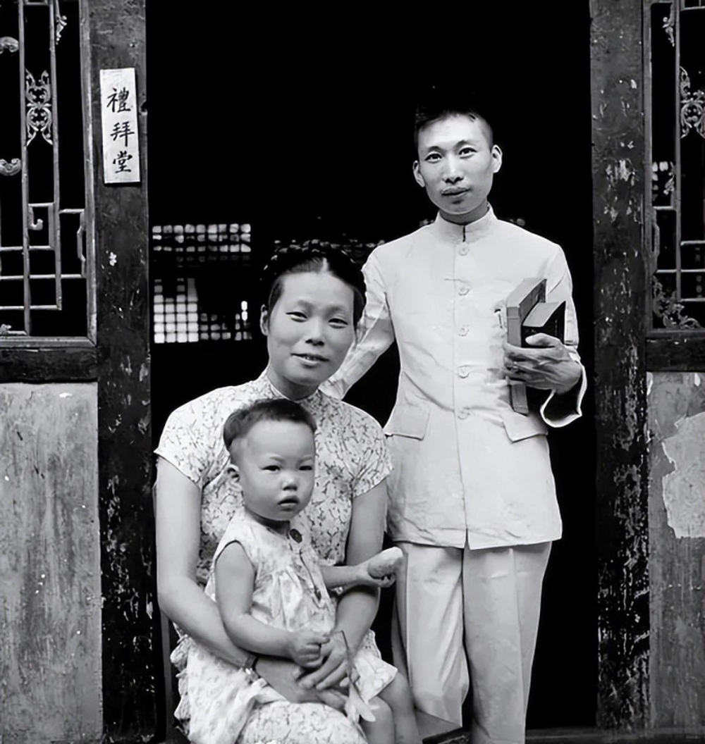 Loạt ảnh hiếm tiết lộ mức sống của gia đình giàu có ở Trung Quốc cách đây hơn 80 năm - Ảnh 11.