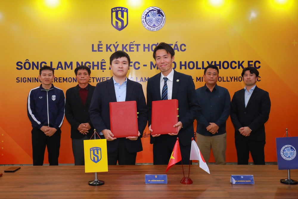 CLB SLNA chính thức ký kết hợp tác với CLB Mito Hollyhock - Ảnh 1.